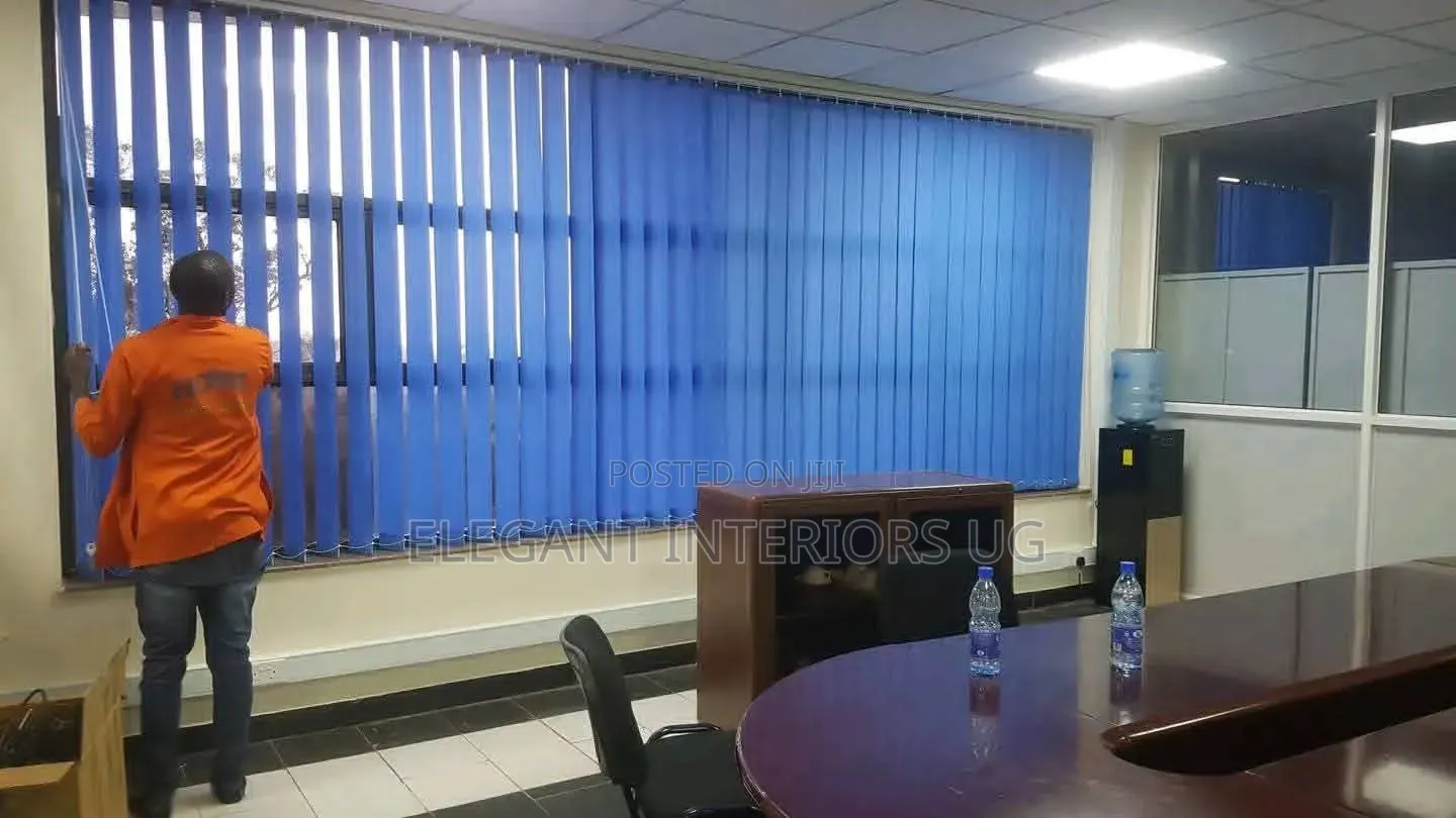 Rich Curtain Blinds Used in Offices