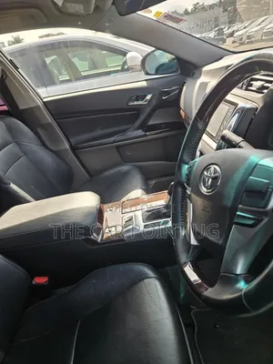 Toyota Mark X 2.5 AWD 2015 Black