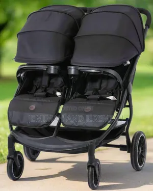 Twin Strollers Both Detachable and Unit