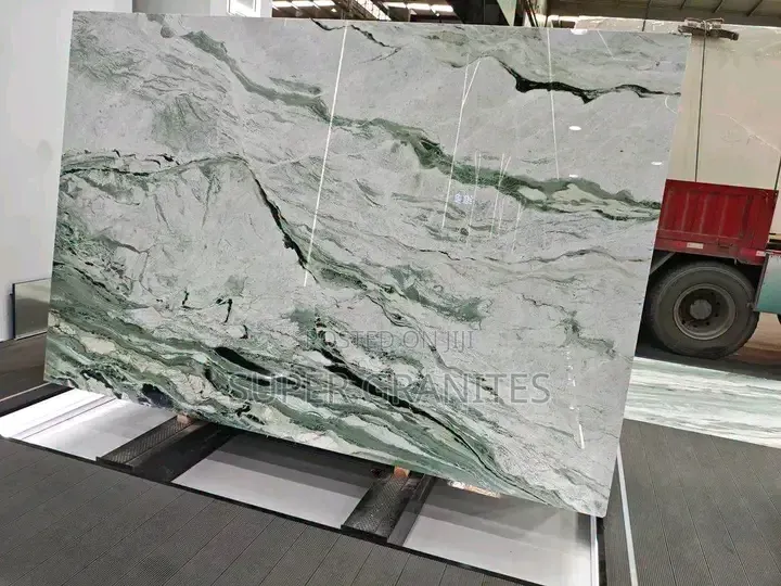 Counter Tops and Granite Slabs