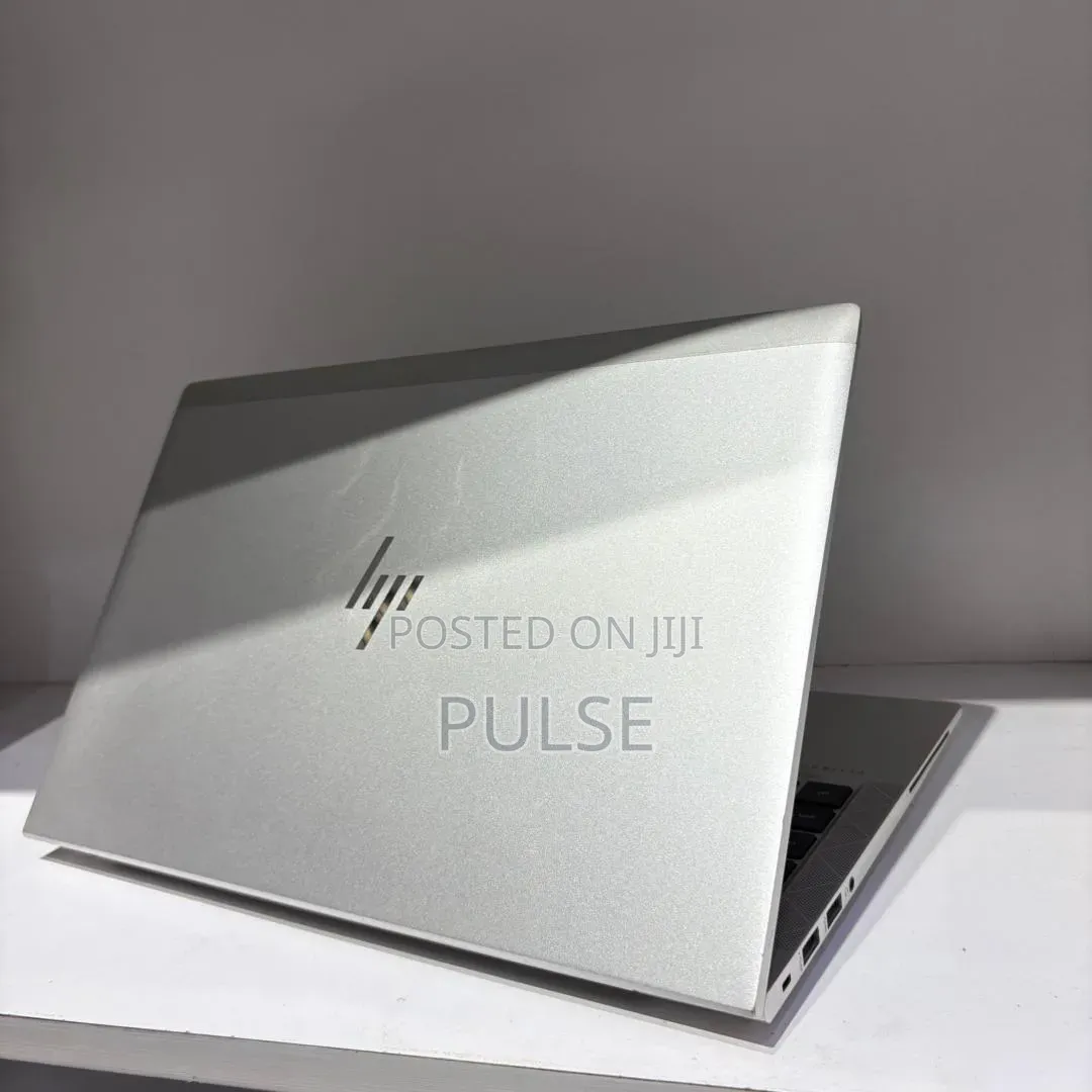 Laptop HP EliteBook 830 G8 8GB Intel Core i5 SSD 256GB