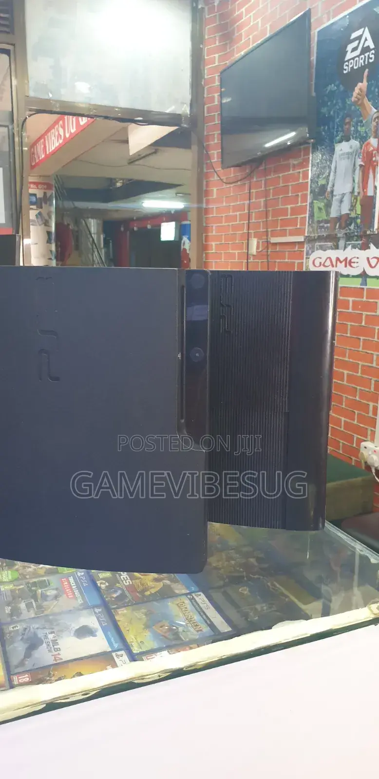 Sony Ps3 Console Bundle - 2 Wireless Controllers 18top Games