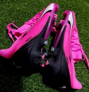Puma Ultra Ultimate Fg/Ag Soccer Cleats