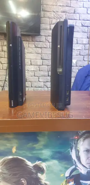 Epic Ps3 Bundle: 109 Games 2 Controllers - Tested and Working