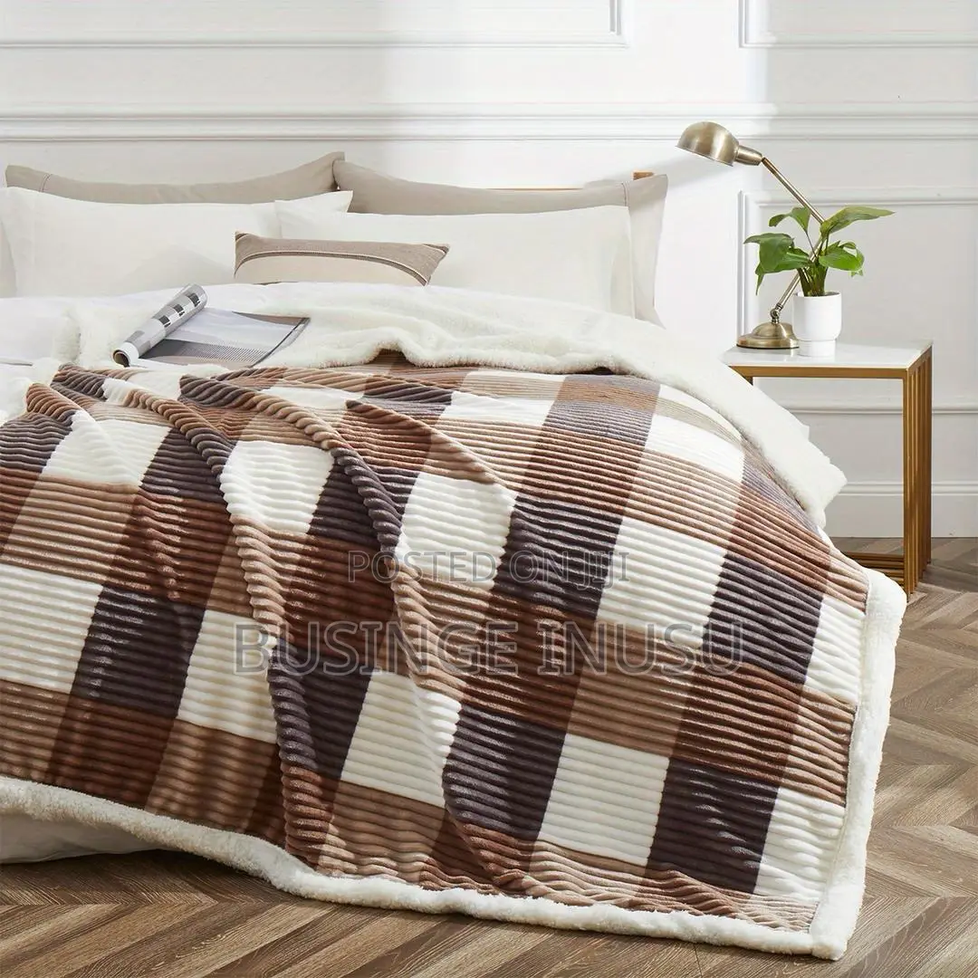 Double Sided Coral Duvets 2 Pillowcases, 1 Bedsheet and 1duvet