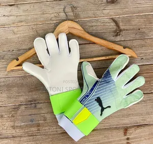Goalkeeper Gloves Puma