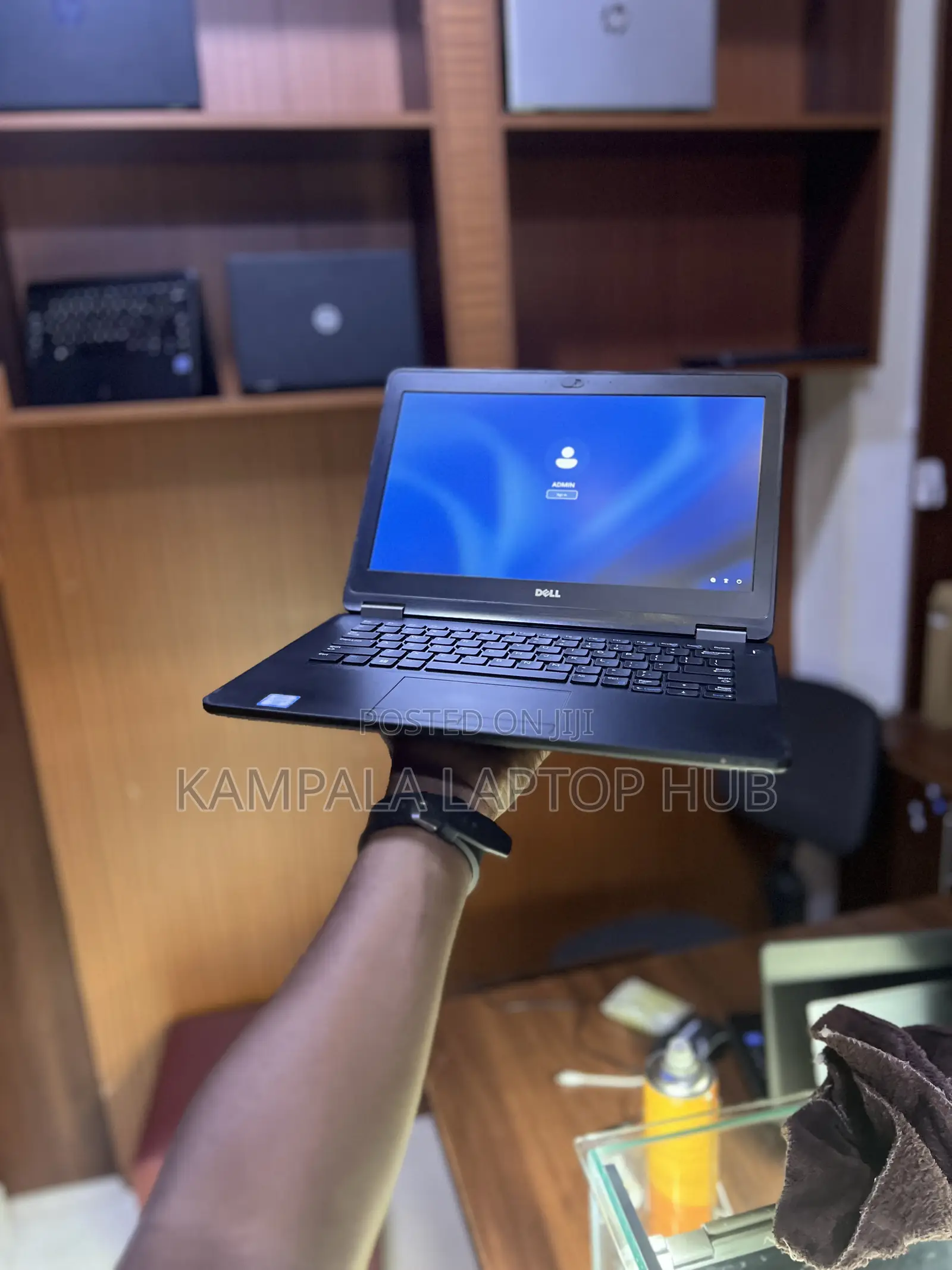 Laptop Dell Latitude 12 E7270 4GB Intel Core i5 SSD 256GB