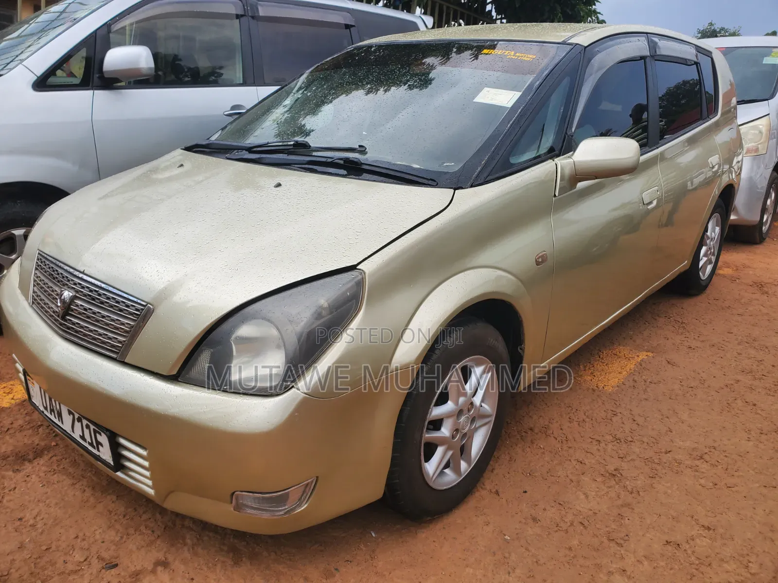 Toyota Opa 2005 Gold