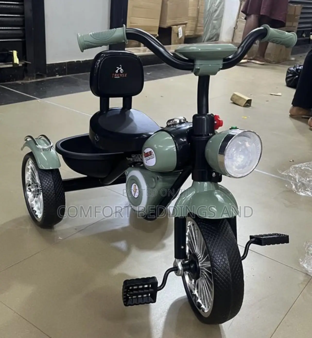Single Torch Tricycle Light Green