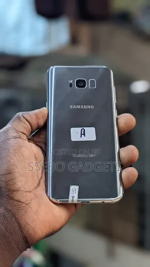 Samsung Galaxy S8 Plus 64 GB Silver