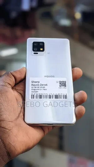 Sharp Aquos zero6 128 GB White