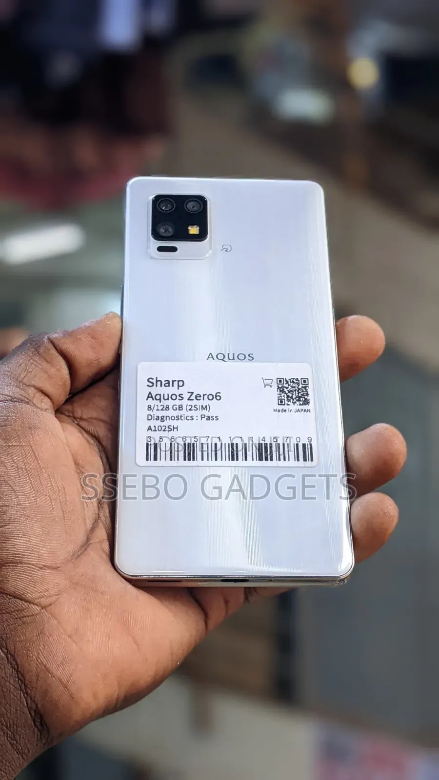 Sharp Aquos zero6 128 GB White
