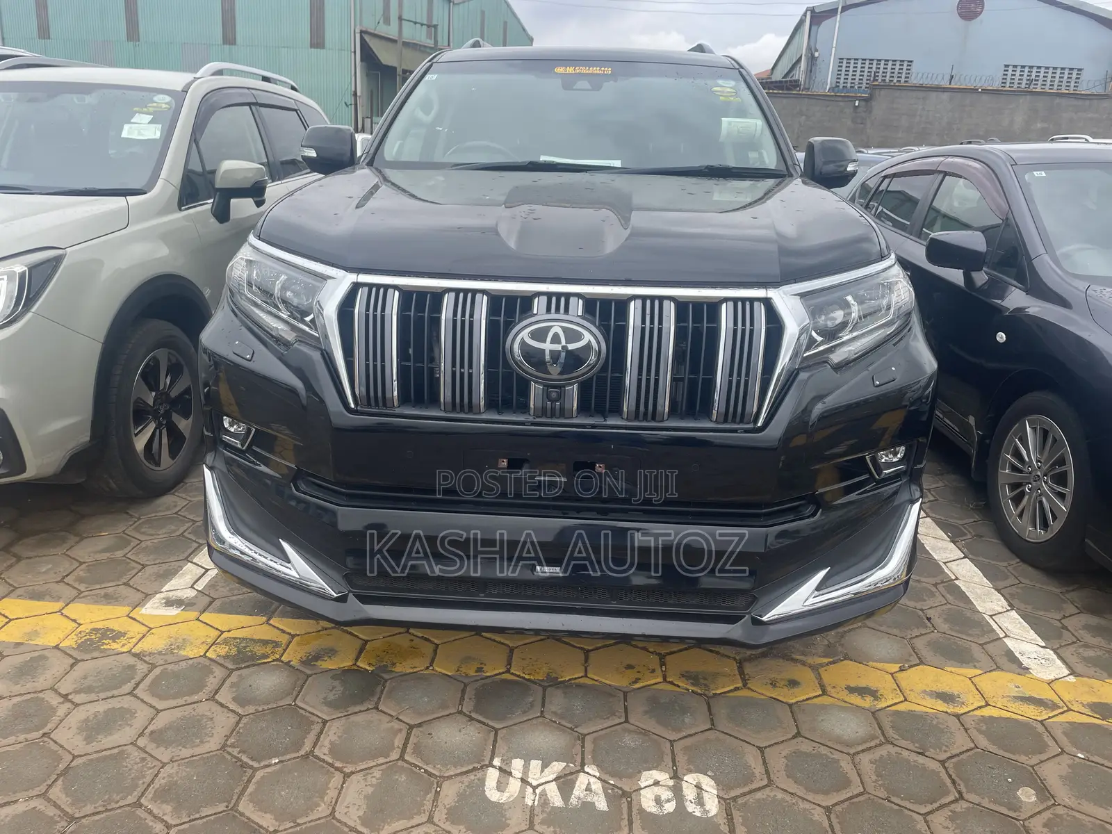 Toyota Land Cruiser Prado 2017 Black
