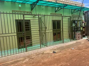 4bdrm Duplex in Gangu, Makindye for sale