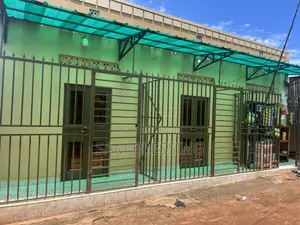 4bdrm Duplex in Gangu, Makindye for sale
