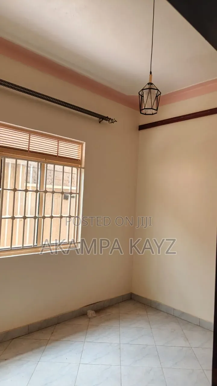 Furnished 2bdrm Mansion in Owner, Wakiso / Wakiso for rent