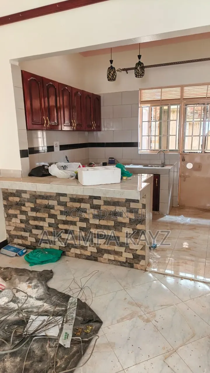 Furnished 2bdrm Mansion in Owner, Wakiso / Wakiso for rent