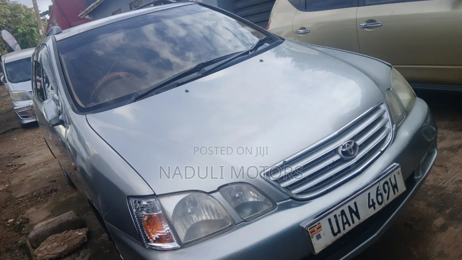 Toyota Gaia 2003