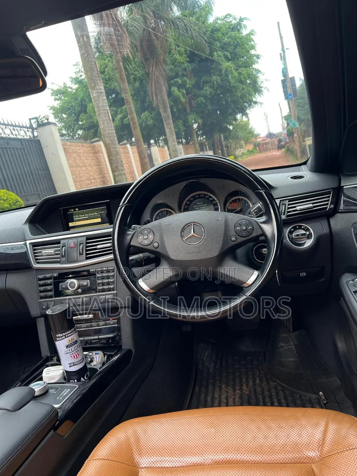 Mercedes-Benz E300 2010 Black