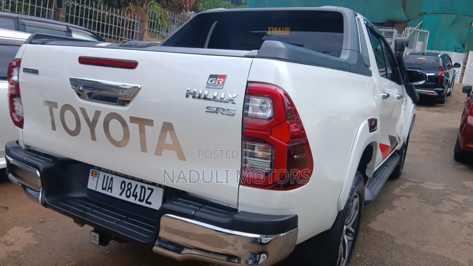 Toyota Hilux 2020 White