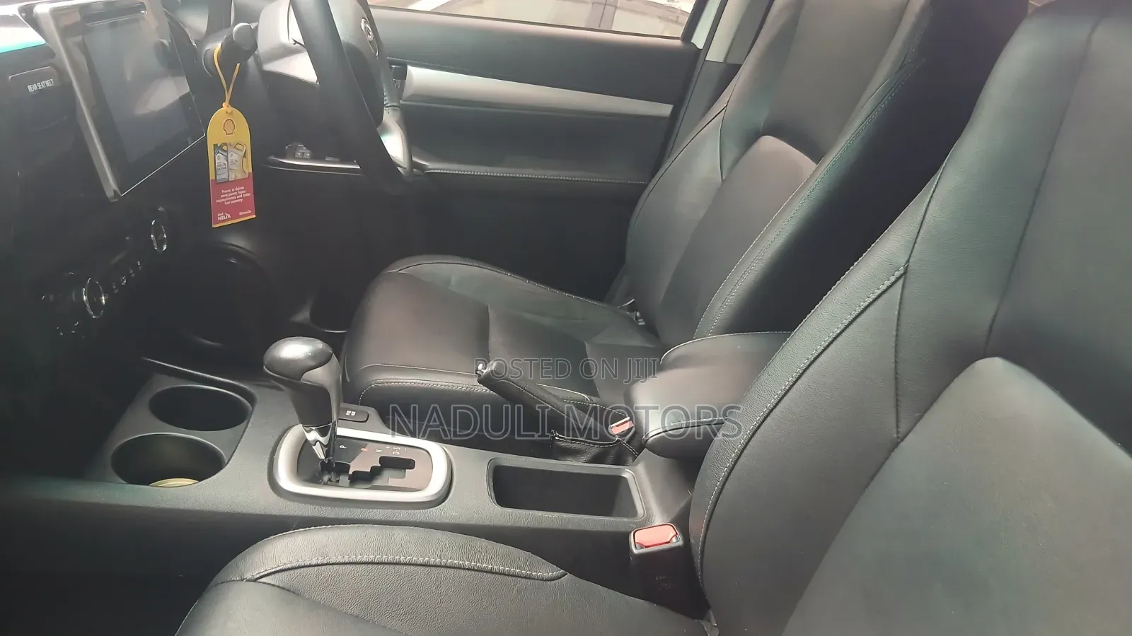 Toyota Hilux 2020 White