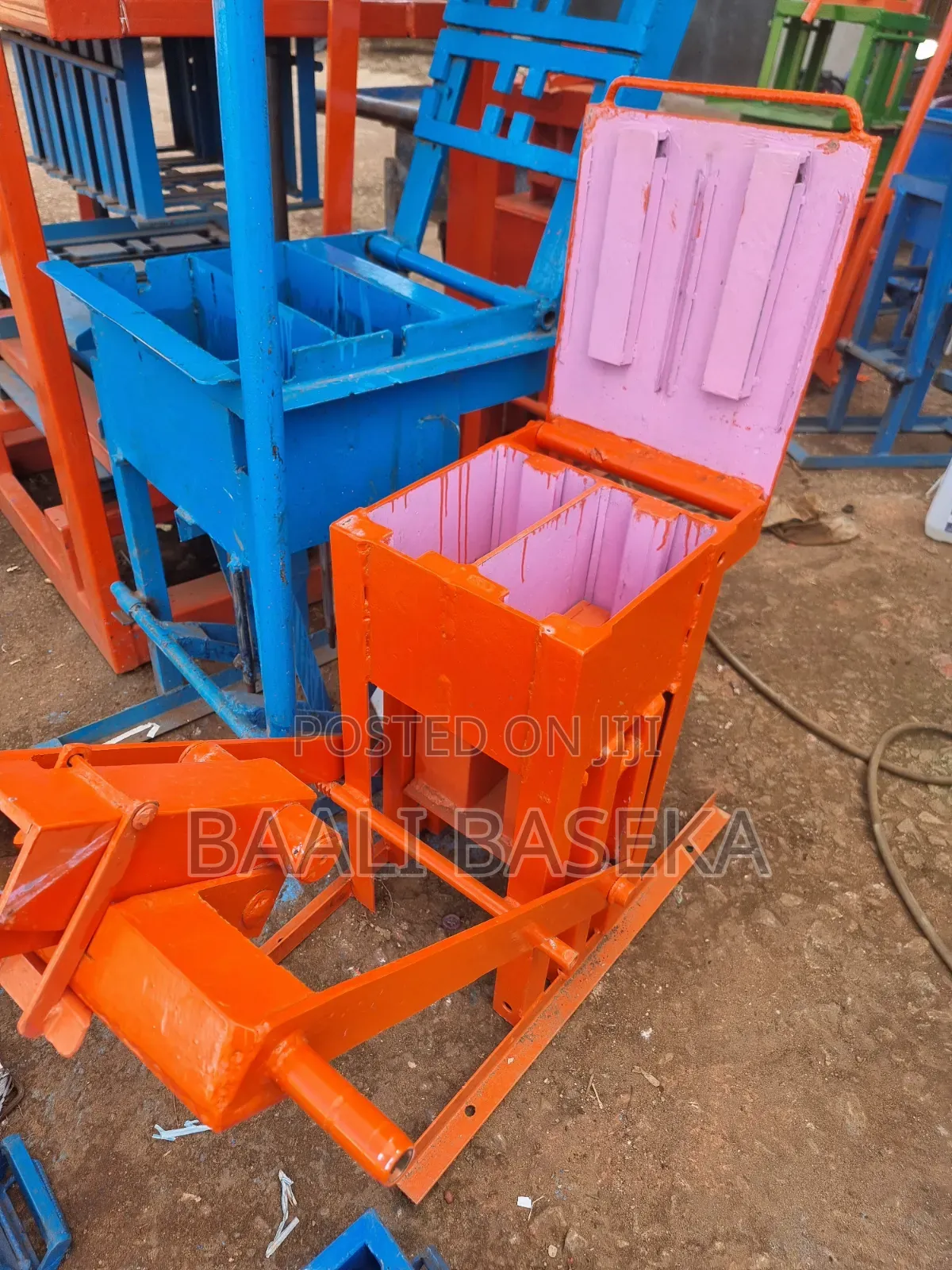 Interlocking Block Machines/ Commercial Grade/Two Piece