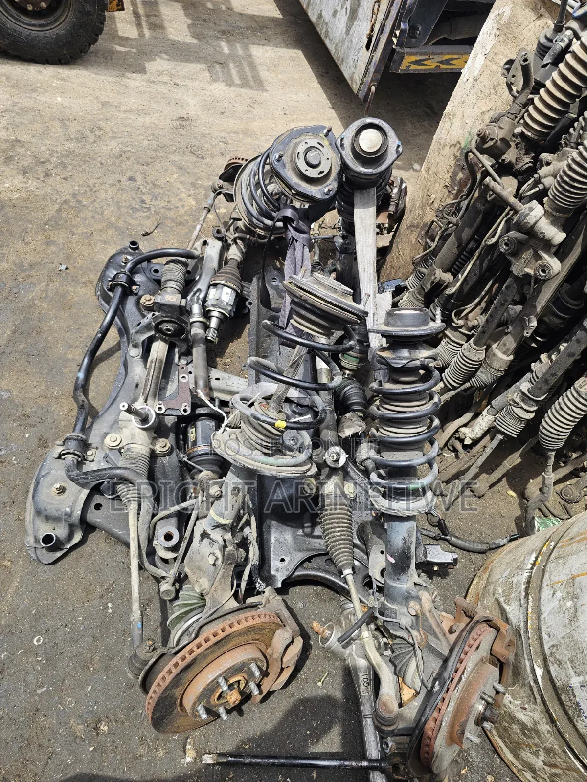Complete Suspension/Cross Member for Noah 2010.