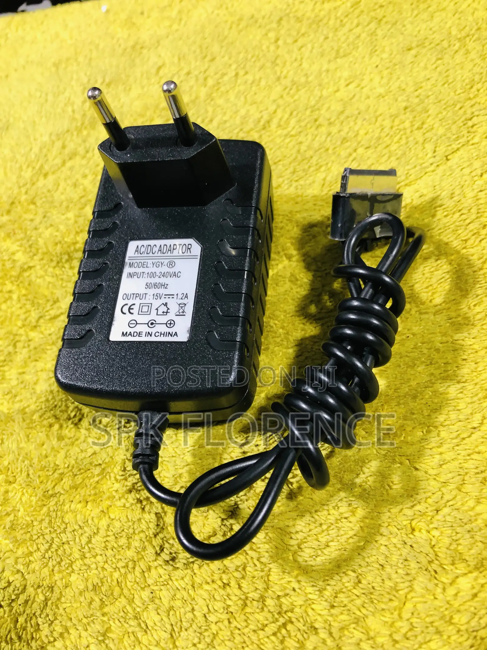 Ac/Dc Adaptor 15v - 1.2a