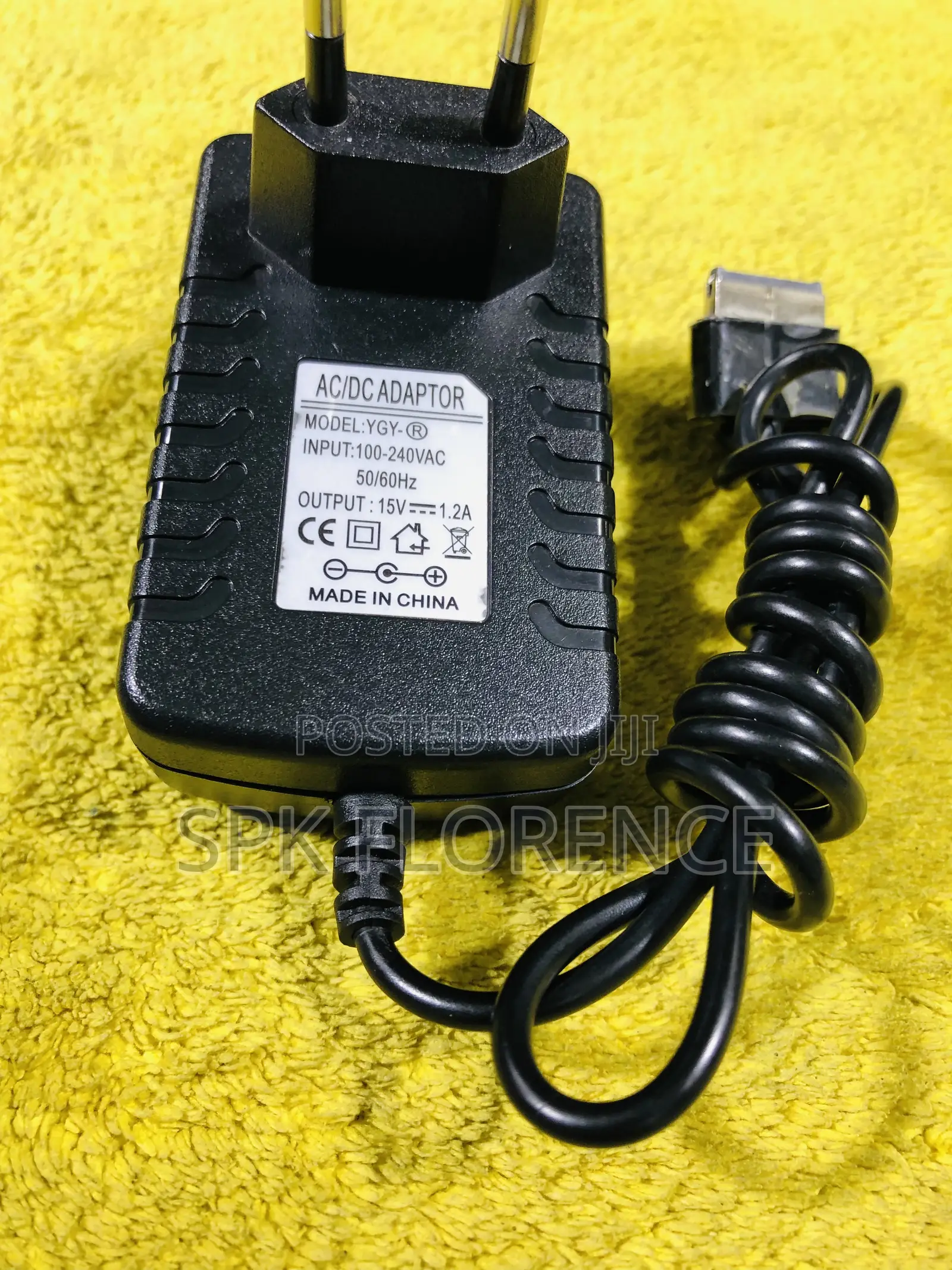 Ac/Dc Adaptor 15v - 1.2a