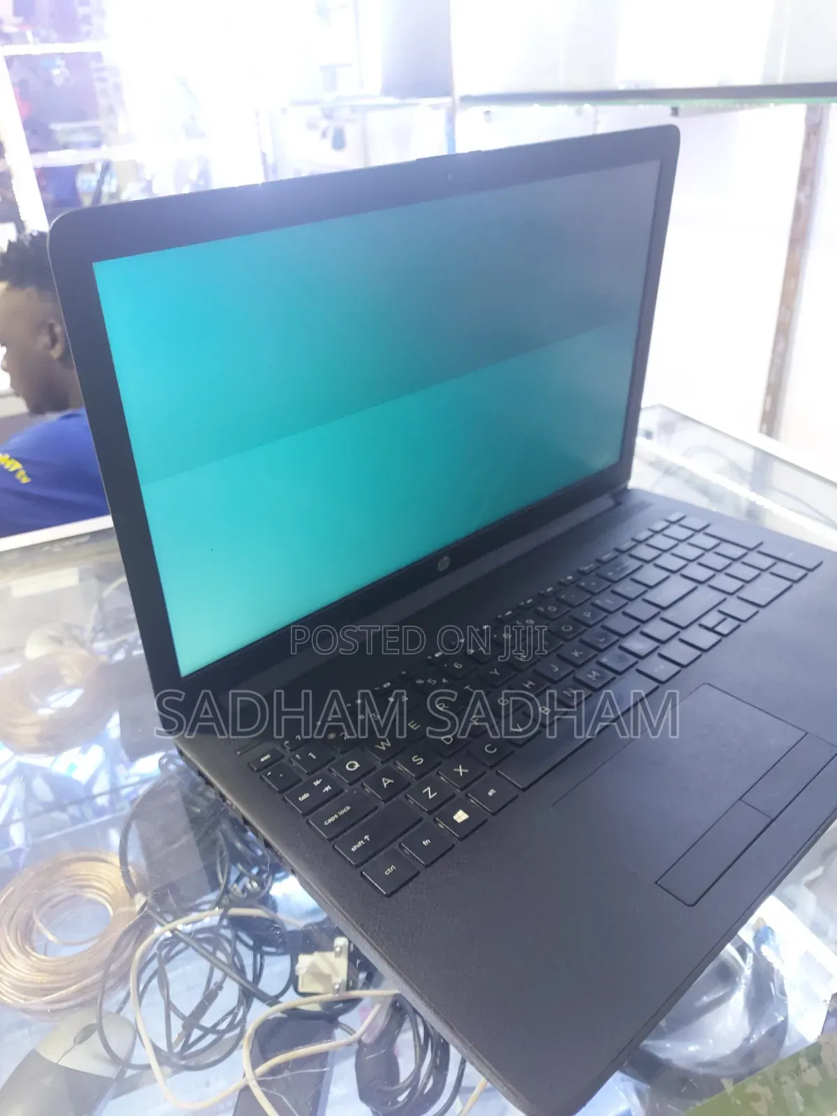 Laptop HP 15-da3007nia 8GB Intel Core i3 SSD 256GB