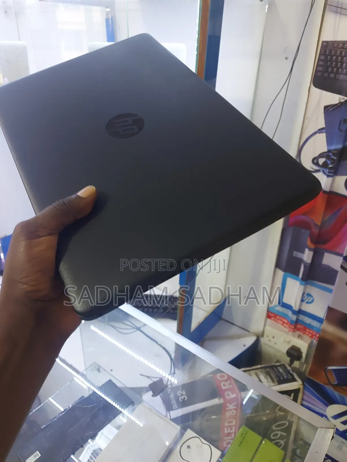 Laptop HP 15-da3007nia 8GB Intel Core i3 SSD 256GB