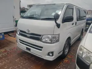 Toyota HiAce SV Premium 2013 White
