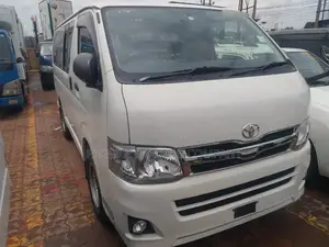 Toyota HiAce SV Premium 2013 White