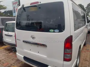 Toyota HiAce SV Premium 2013 White