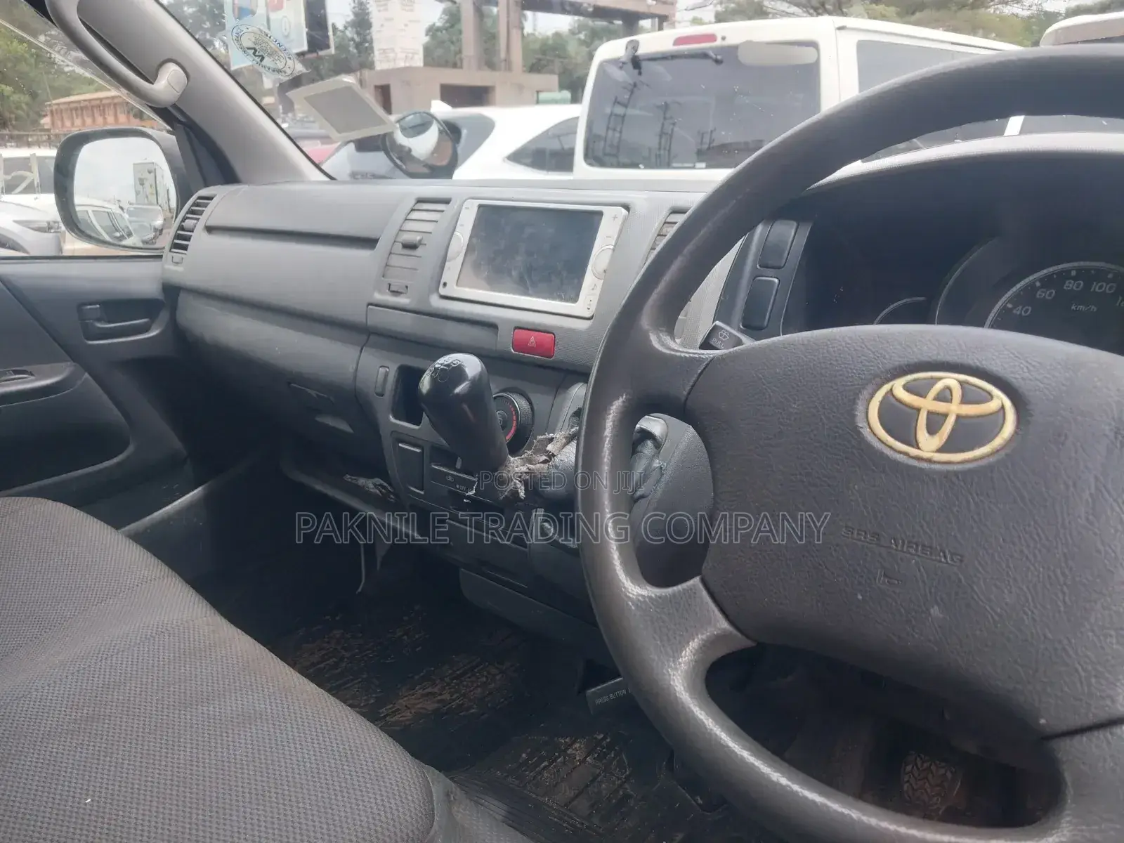 Toyota HiAce SV Premium 2013 White