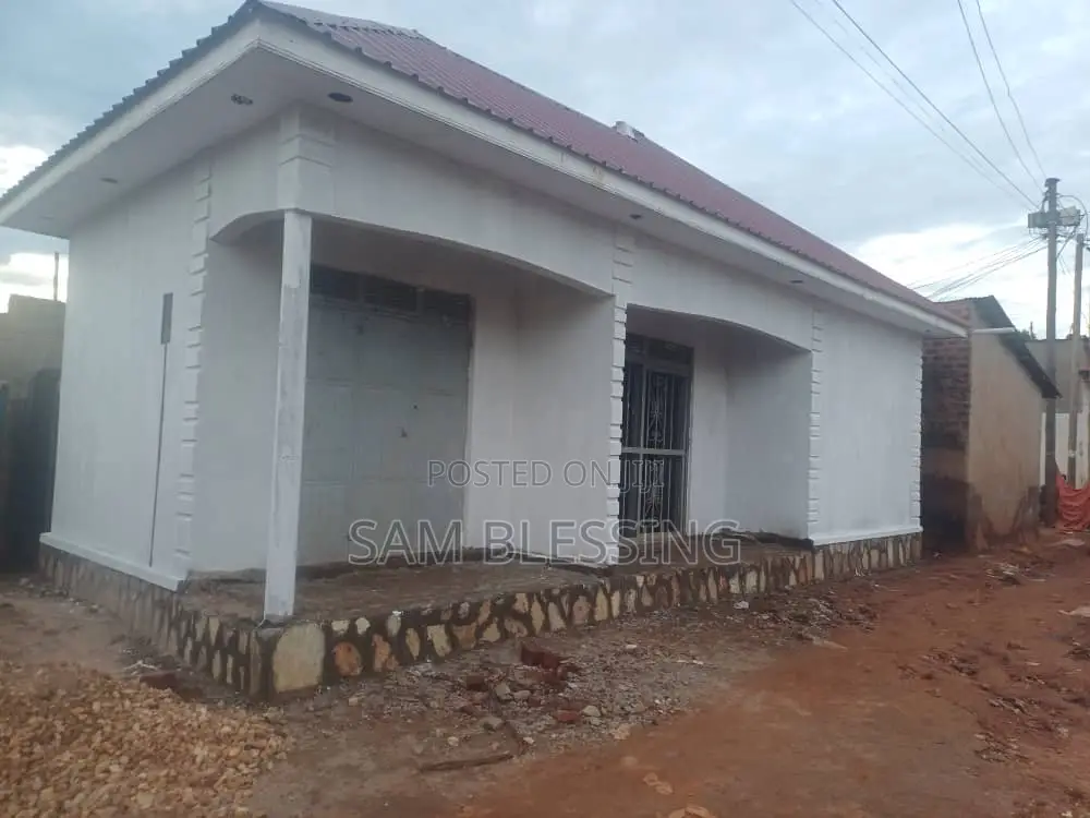 2bdrm House in Namasumba Entebbe, Makindye for sale