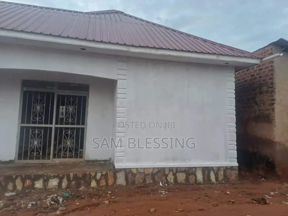2bdrm House in Namasumba Entebbe, Makindye for sale