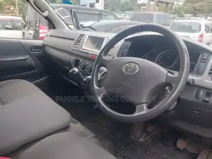 Toyota HiAce SV Premium 2013 Blue