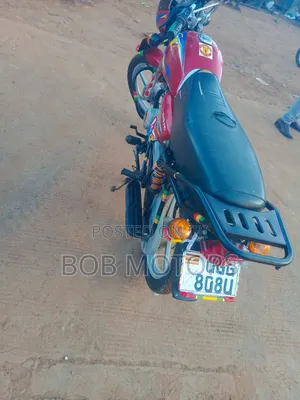 Bajaj CT 125X 2025 Red