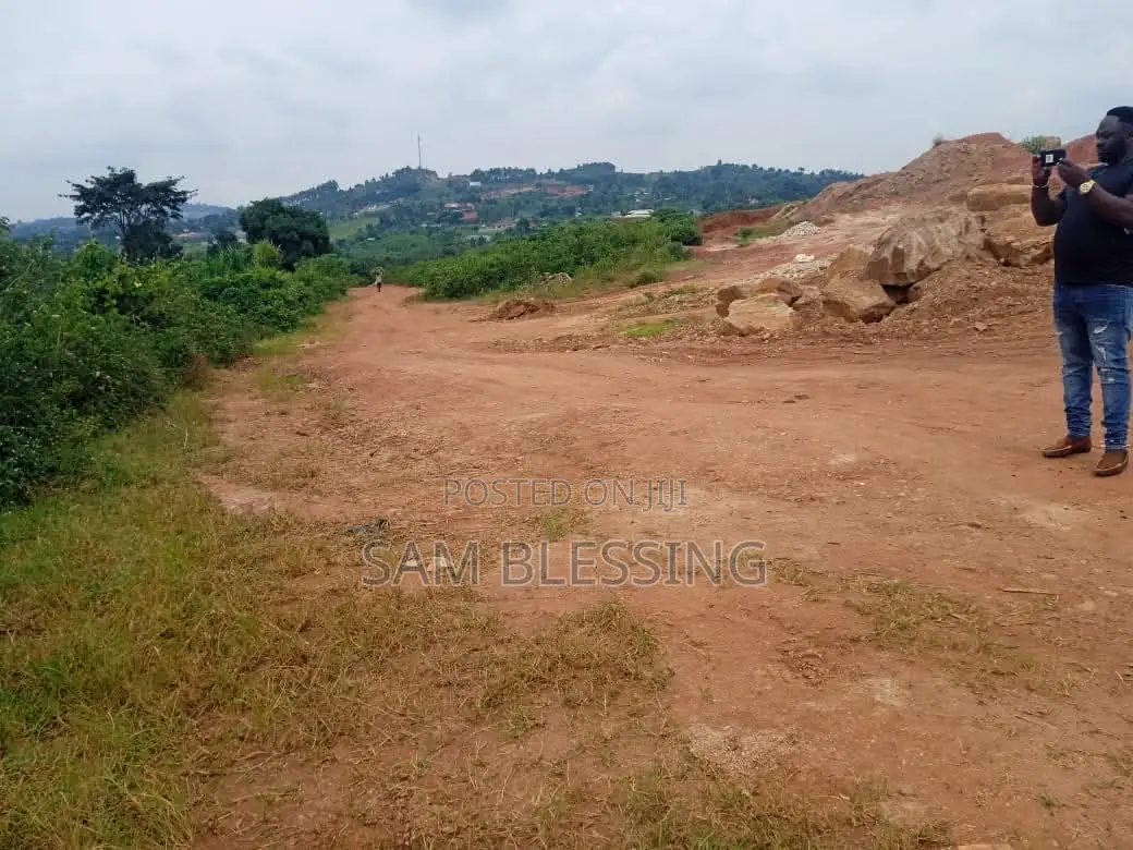 3 Acres for Sale in Kira Nakasajja