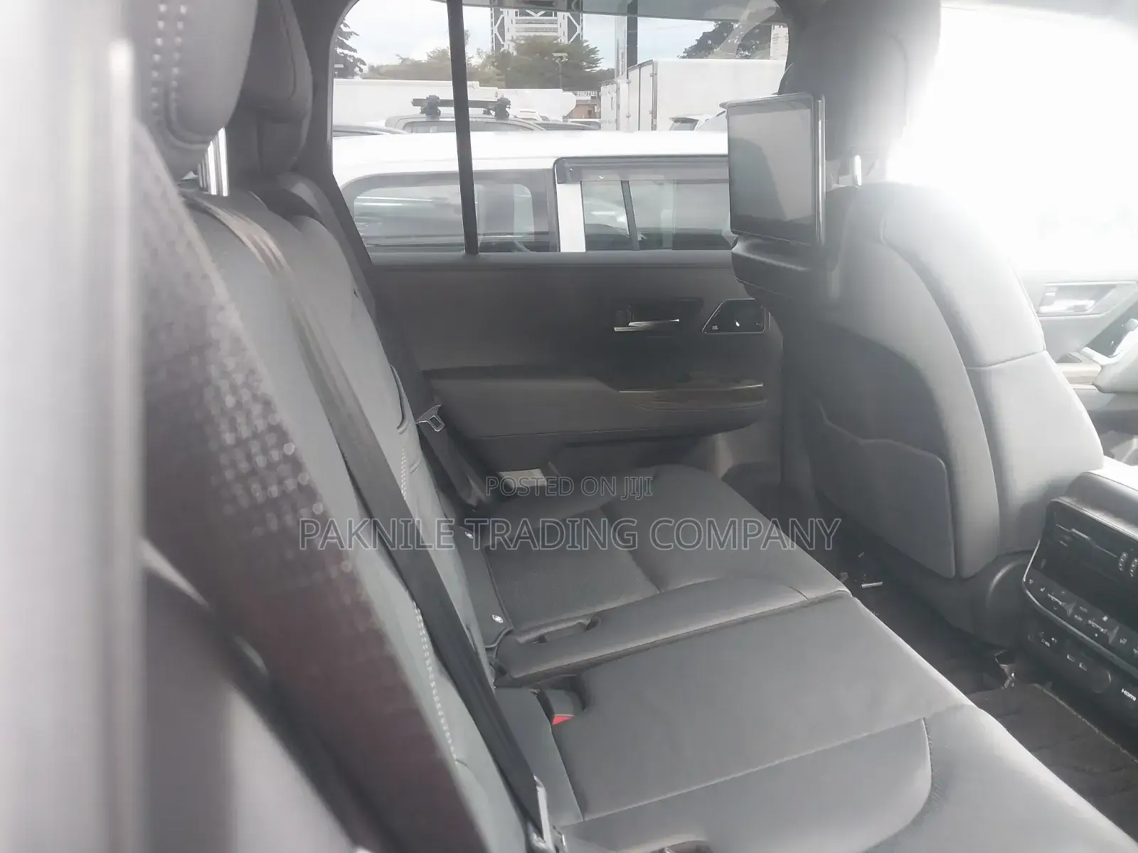 Toyota Land Cruiser 2022 White