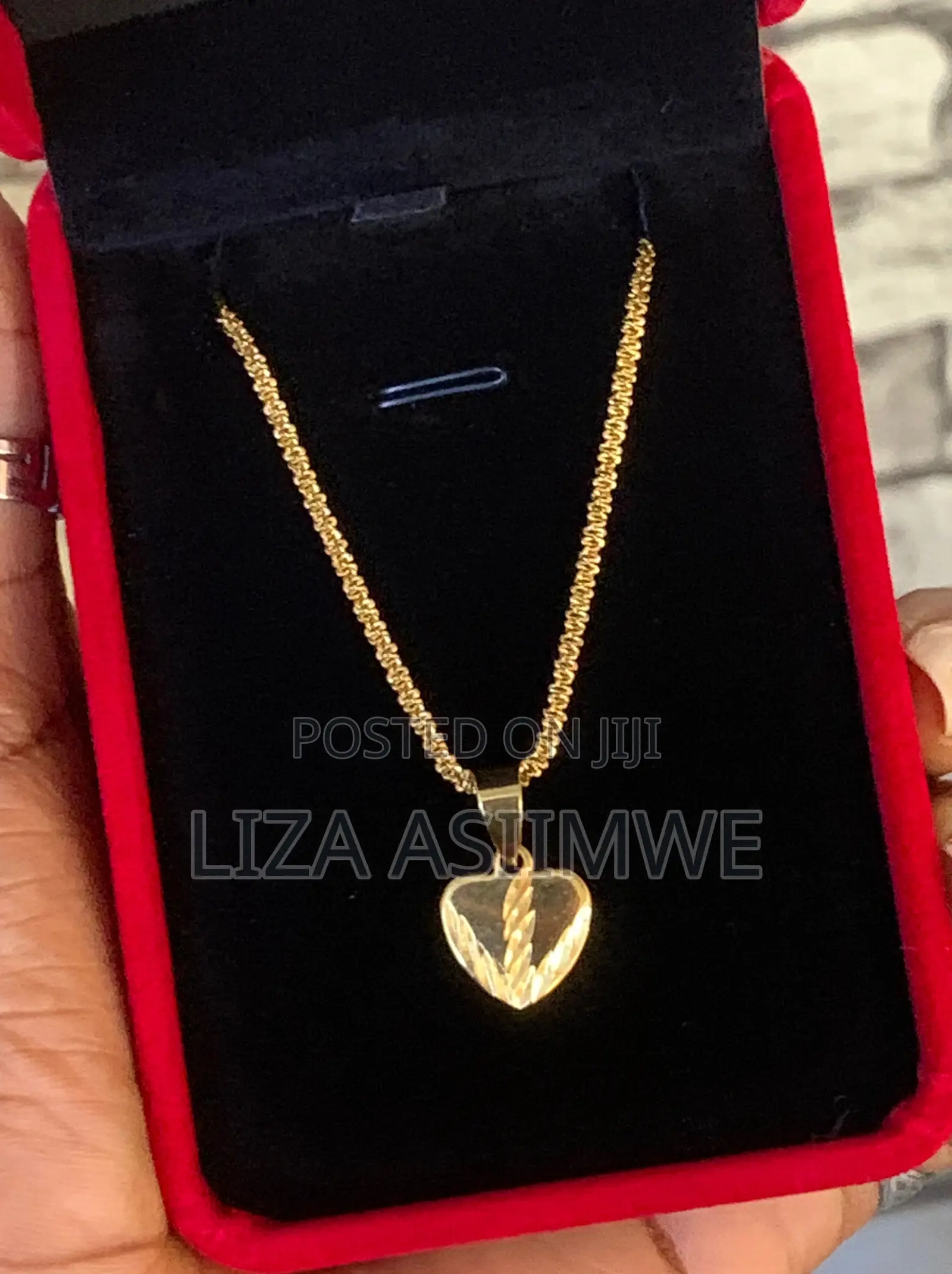 Gold Heart Pendant Necklace