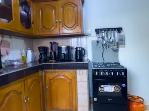 Bandar Home: Modern Secure Short Stay