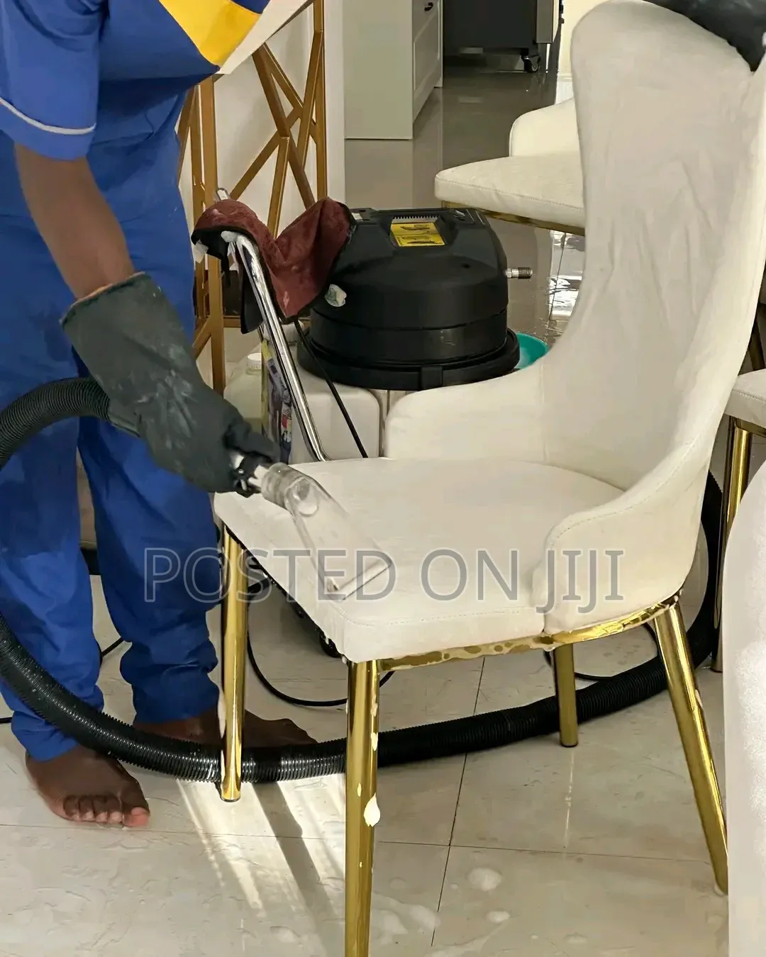 Sofa Set Cleaning Services