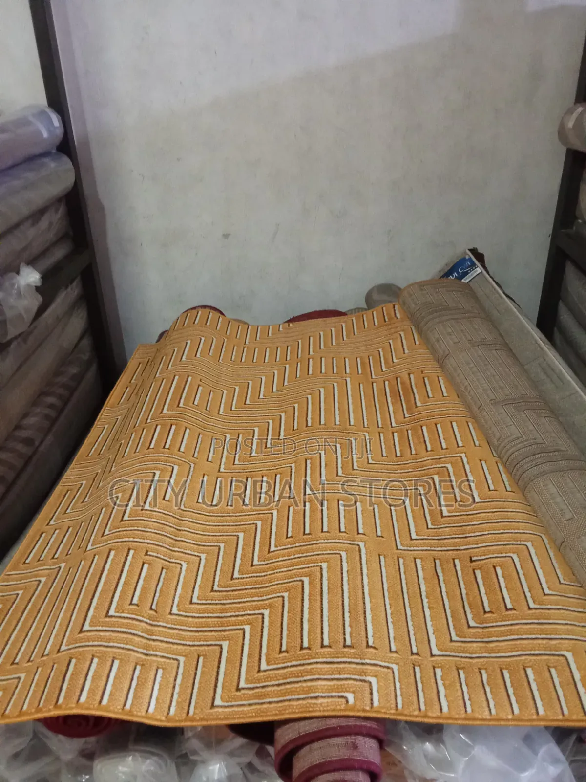 Zafar Smooth Rugs