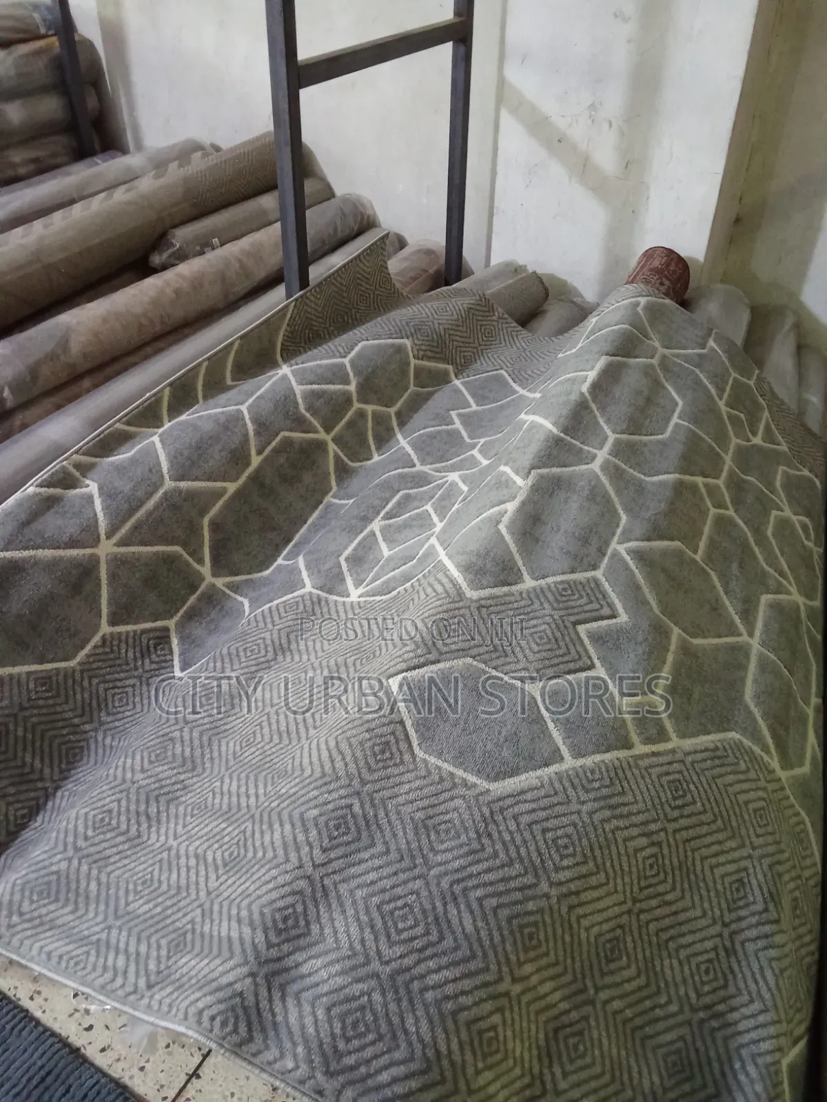 Doha Large 2 by 3 Meters Rugs