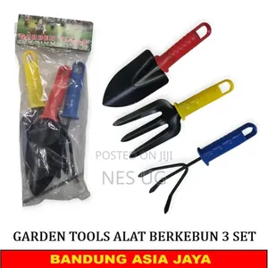 Mini Garden Tools Set, 3 Pieces (Trowel, Cultivator, and Fork)