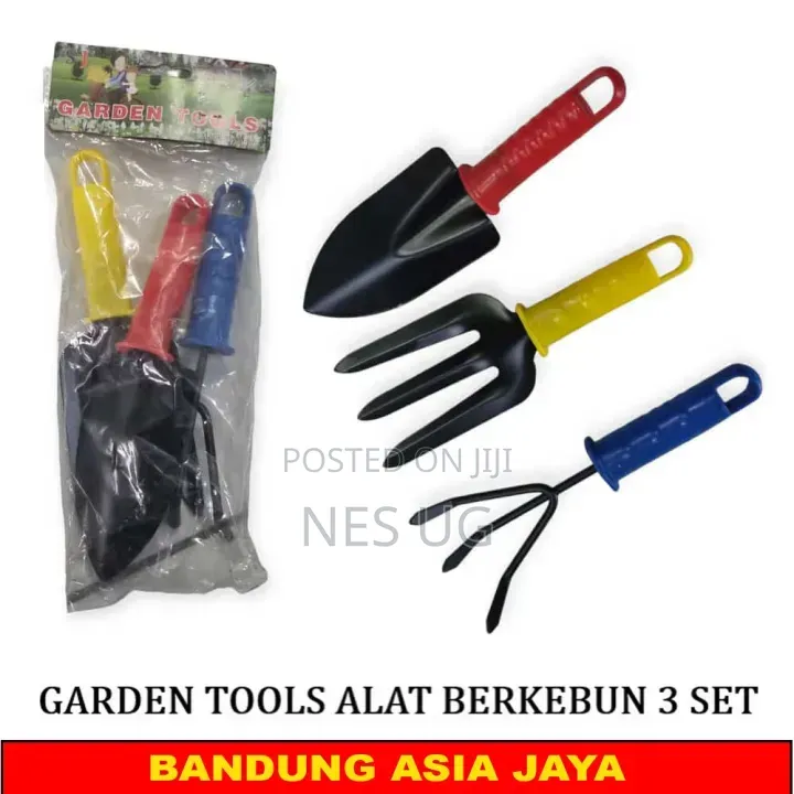 Mini Garden Tools Set, 3 Pieces (Trowel, Cultivator, and Fork)