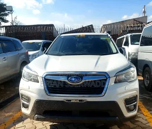 Subaru Forester 2018 Off white