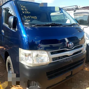 Toyota HiAce 2013 Blue